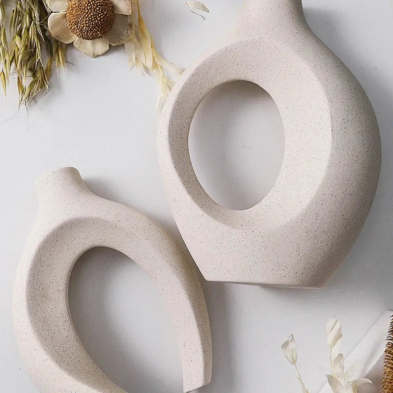 Decorative Ceramic Embrace Vases - HuxoHome