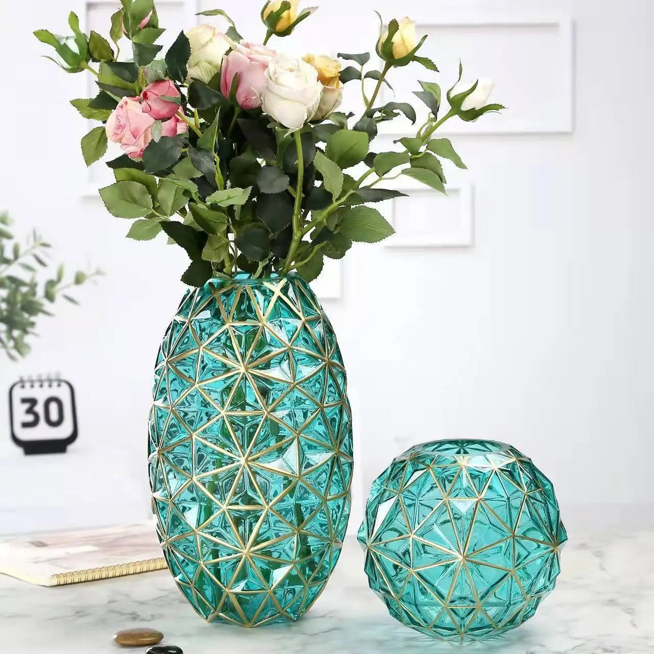 Luxury Nordic Glass Vase - HuxoHome